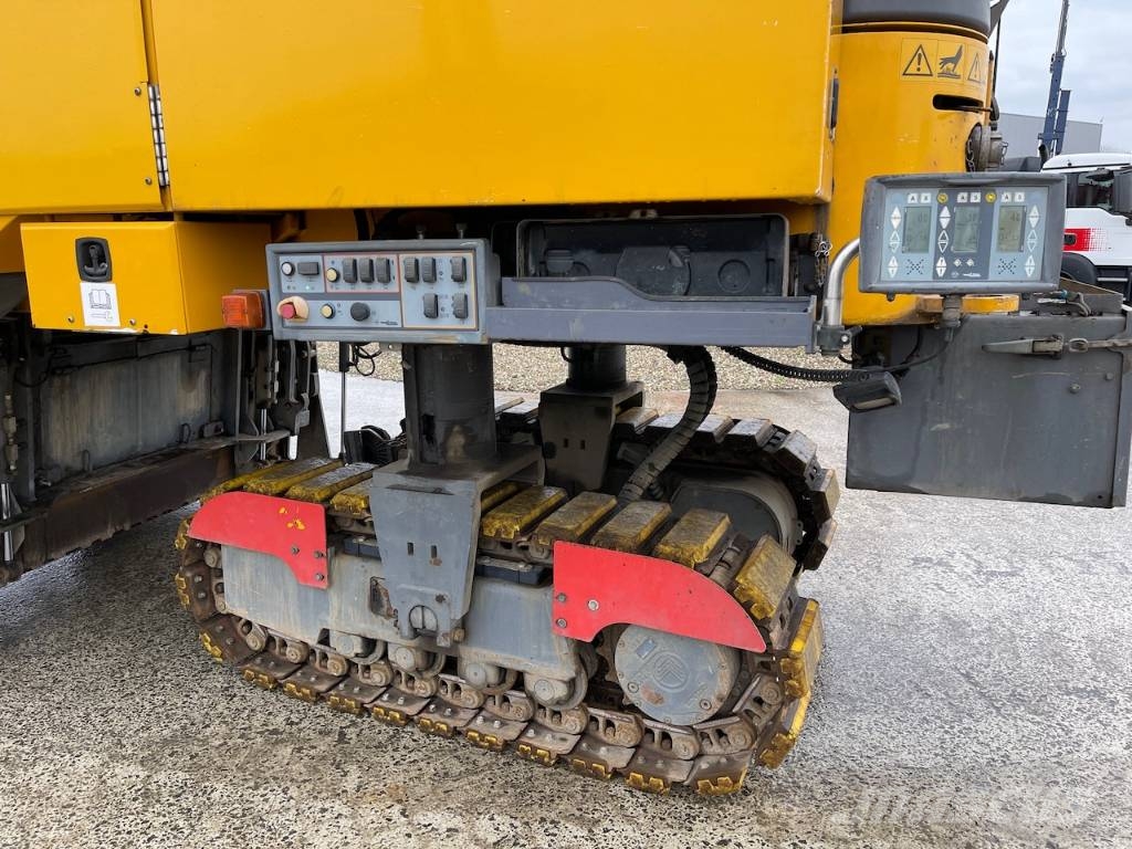 Wirtgen W250 Asphalt cold milling machines