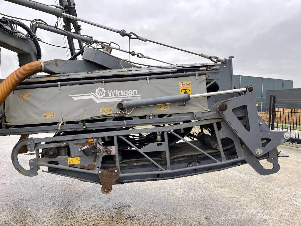 Wirtgen W250 Asphalt cold milling machines