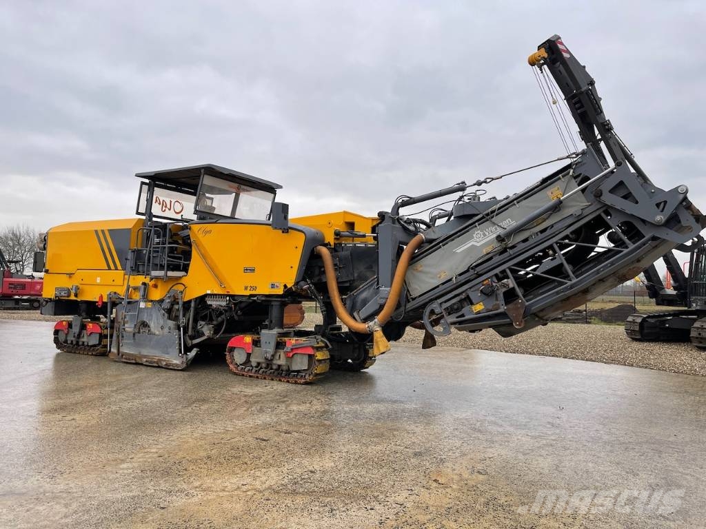 Wirtgen W250 Asphalt cold milling machines