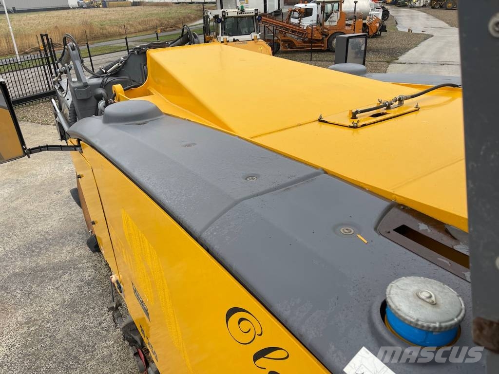 Wirtgen W250 Asphalt cold milling machines