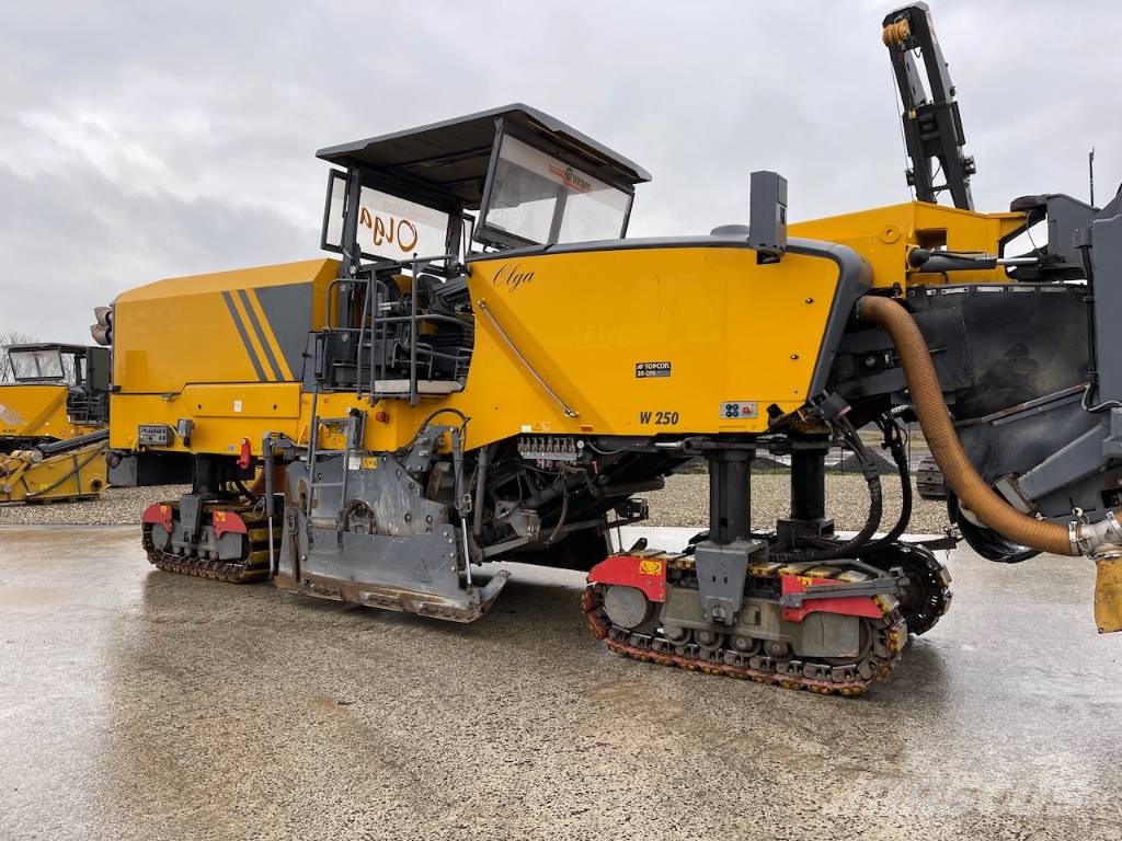 Wirtgen W250 Asphalt cold milling machines