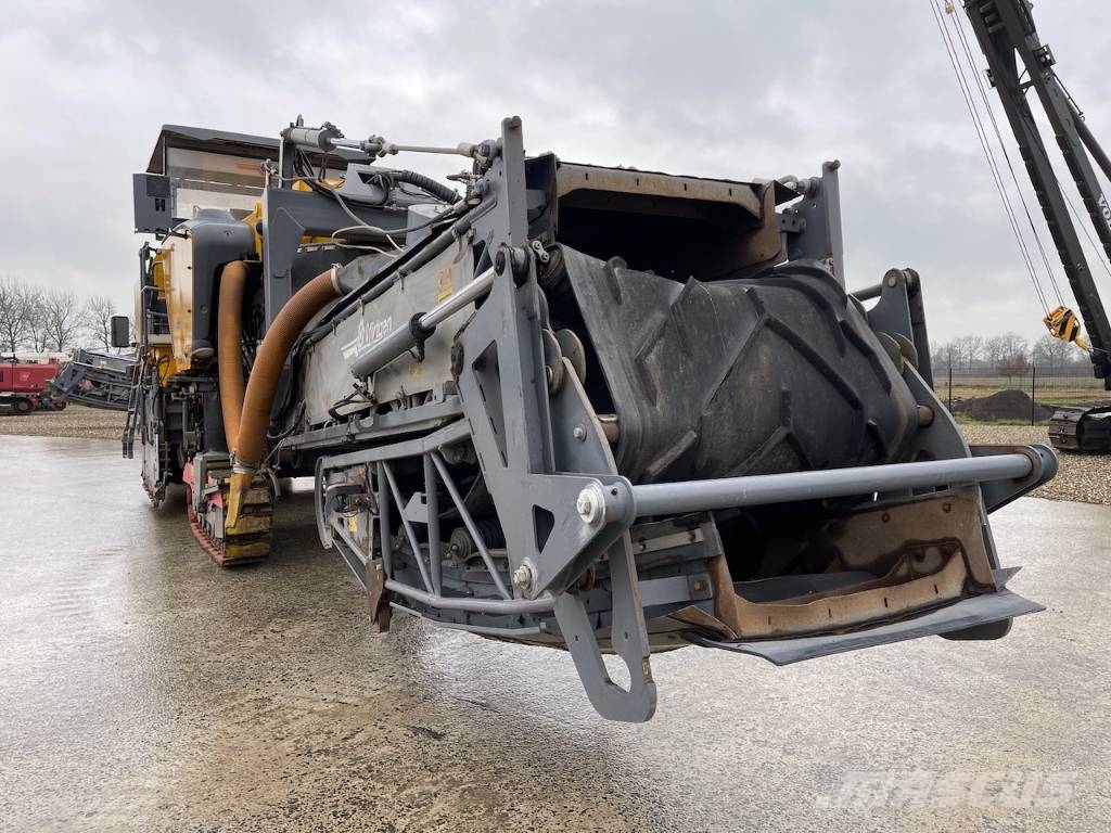 Wirtgen W250 Asphalt cold milling machines