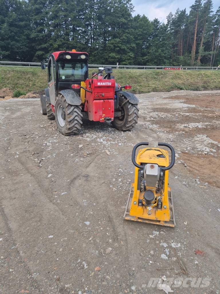 Manitou mlt 737 130+ps ماكينات زراعية - غير ذلك
