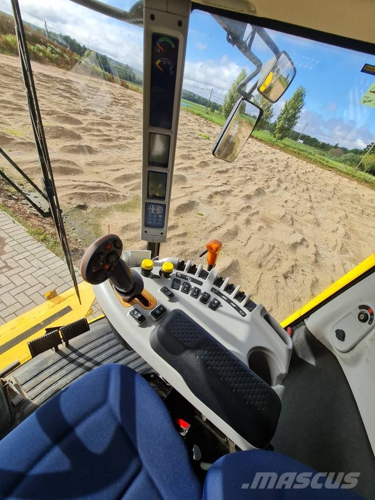 New Holland TC5060 Ražas novākšanas kombaini