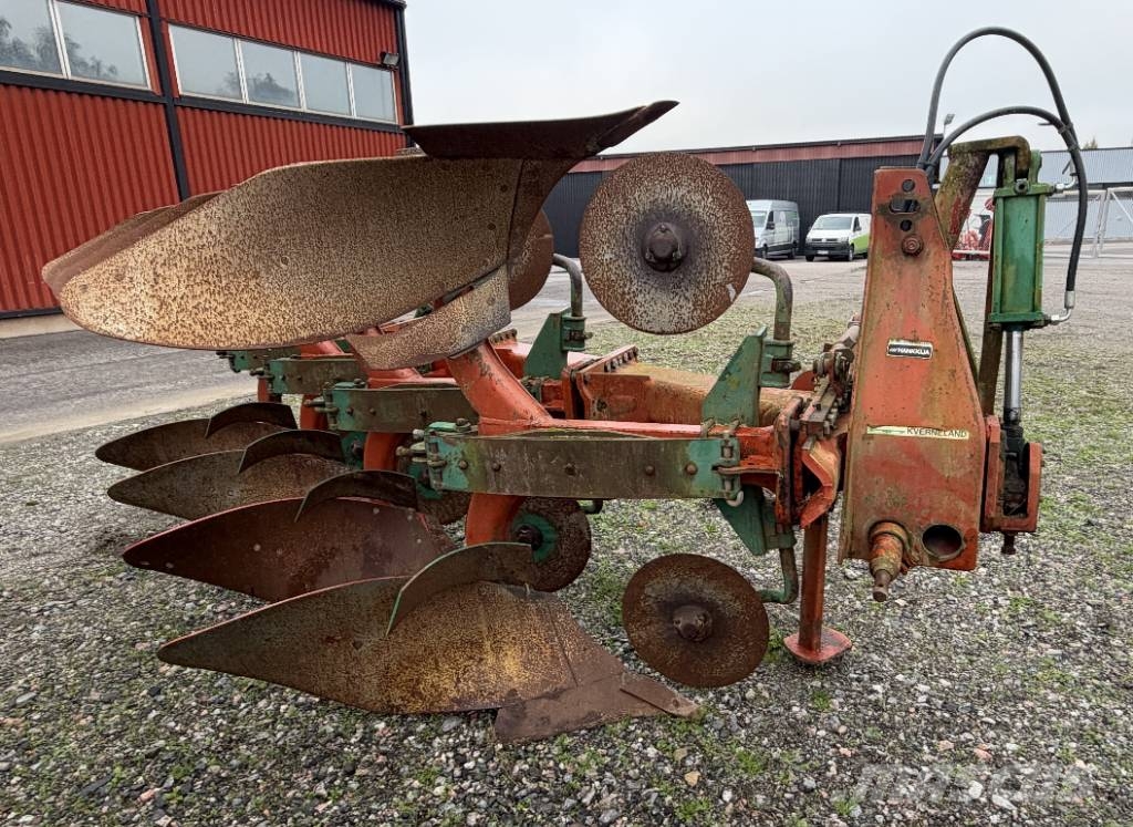 Kverneland E120 Wendepflüge
