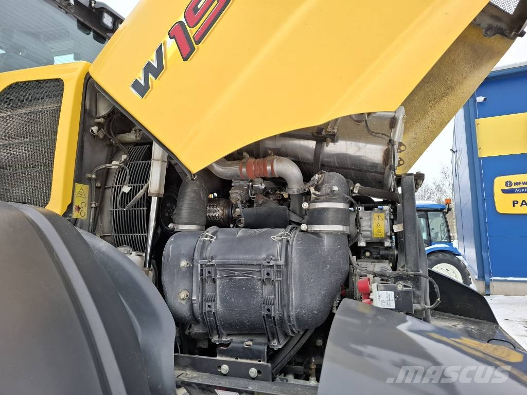 New Holland W190 D Knik- en schrankladers