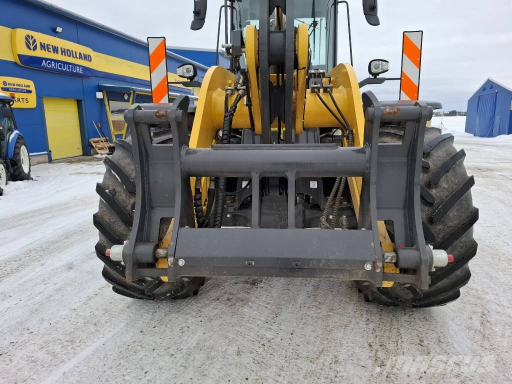 New Holland W190 D Knik- en schrankladers
