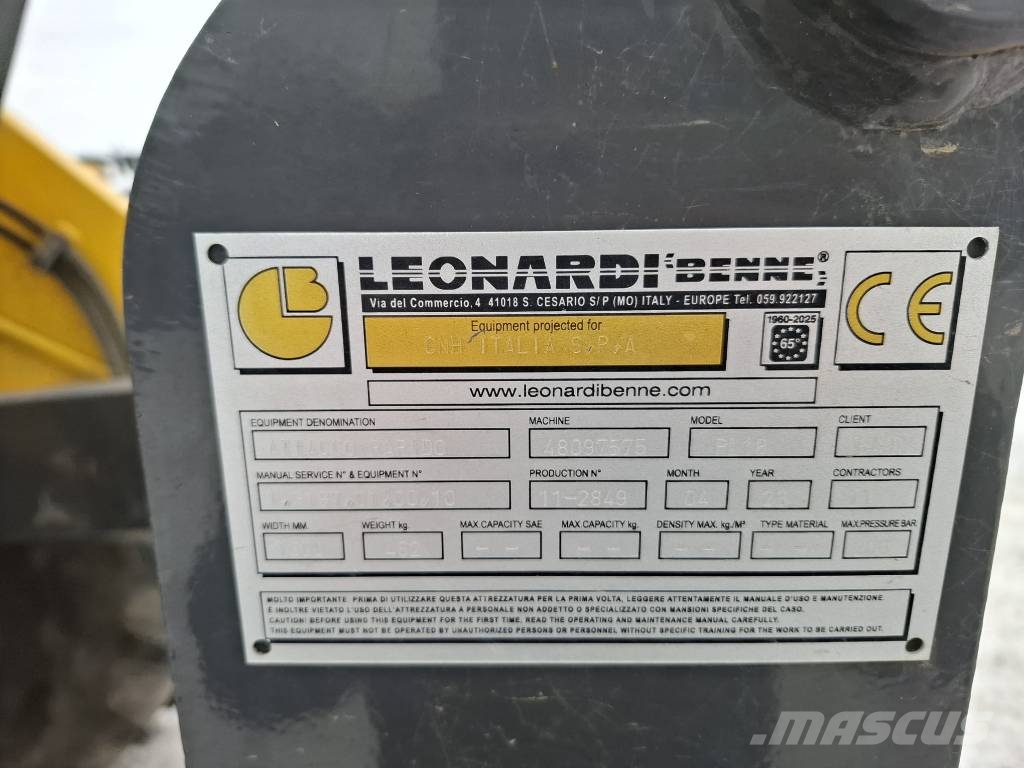 New Holland W190 D Knik- en schrankladers