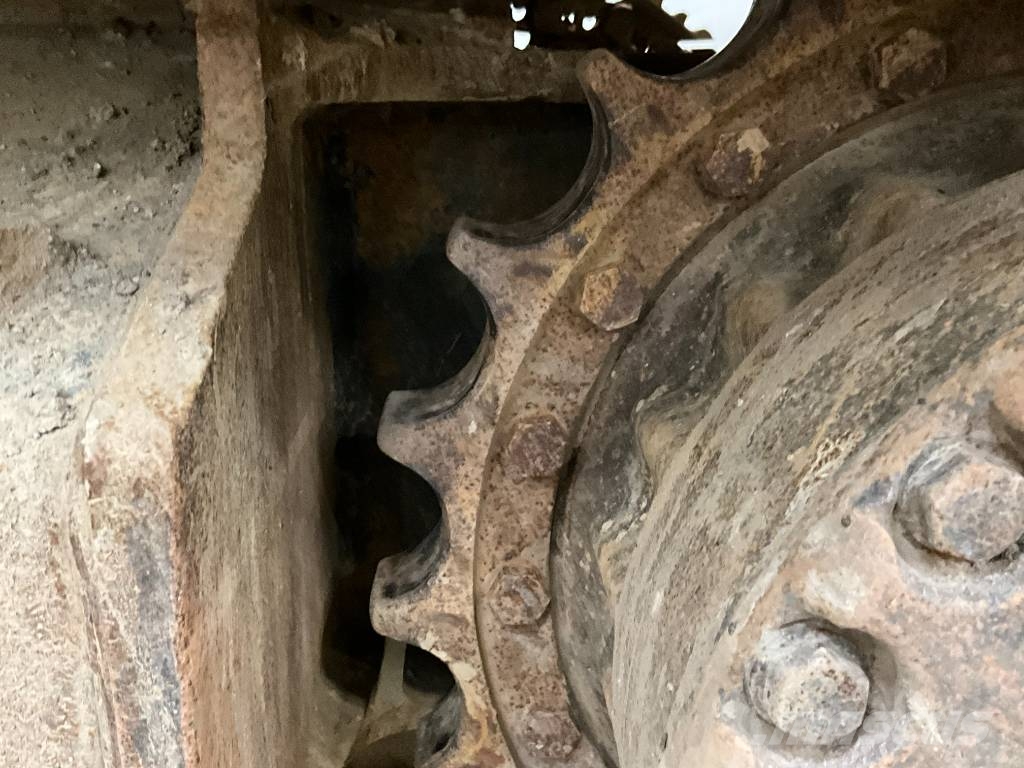 Komatsu PC 210 LCi-11 Raupenbagger