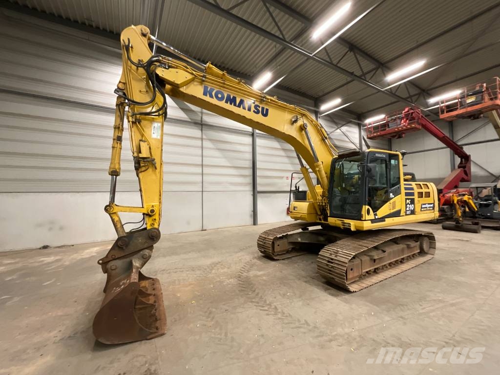 Komatsu PC 210 LCi-11 Raupenbagger