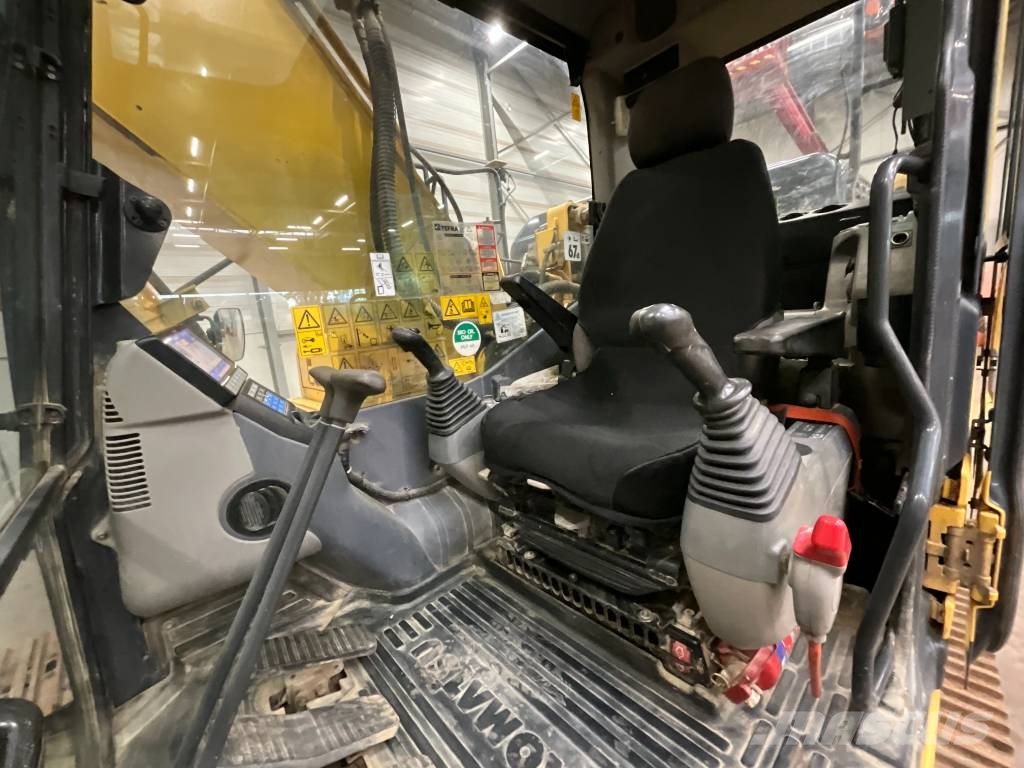 Komatsu PC 210 LCi-11 Raupenbagger