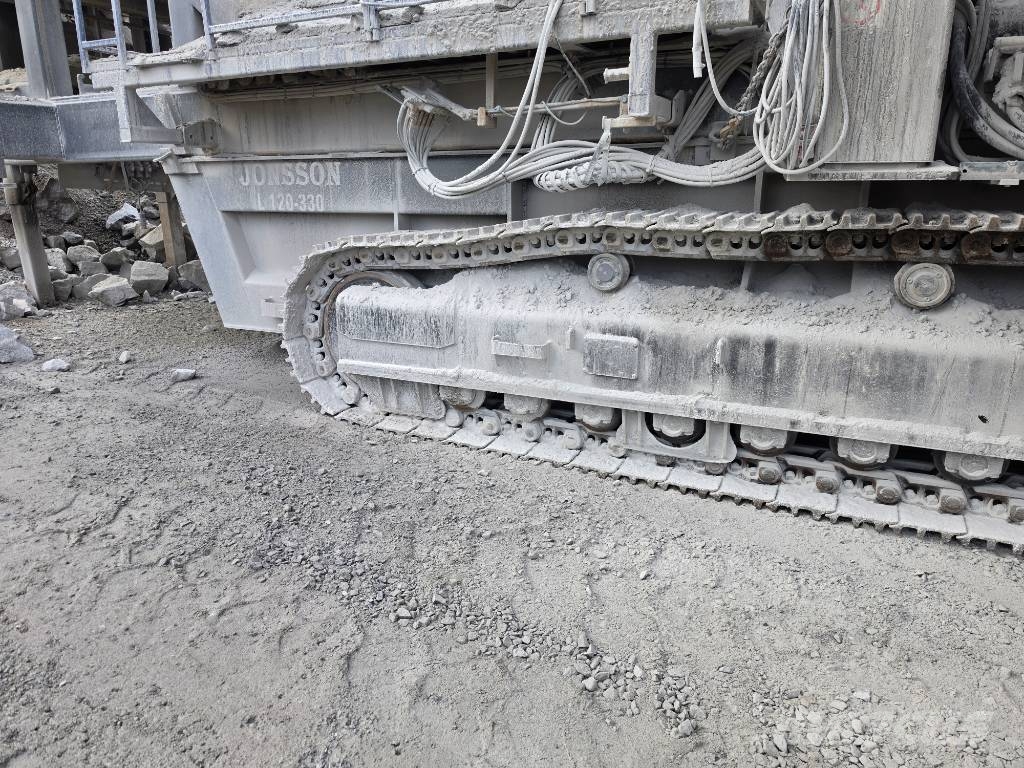 Metso 120-330 Iseliikuvad purustid