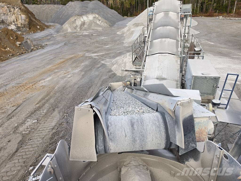 Metso 120-330 Iseliikuvad purustid