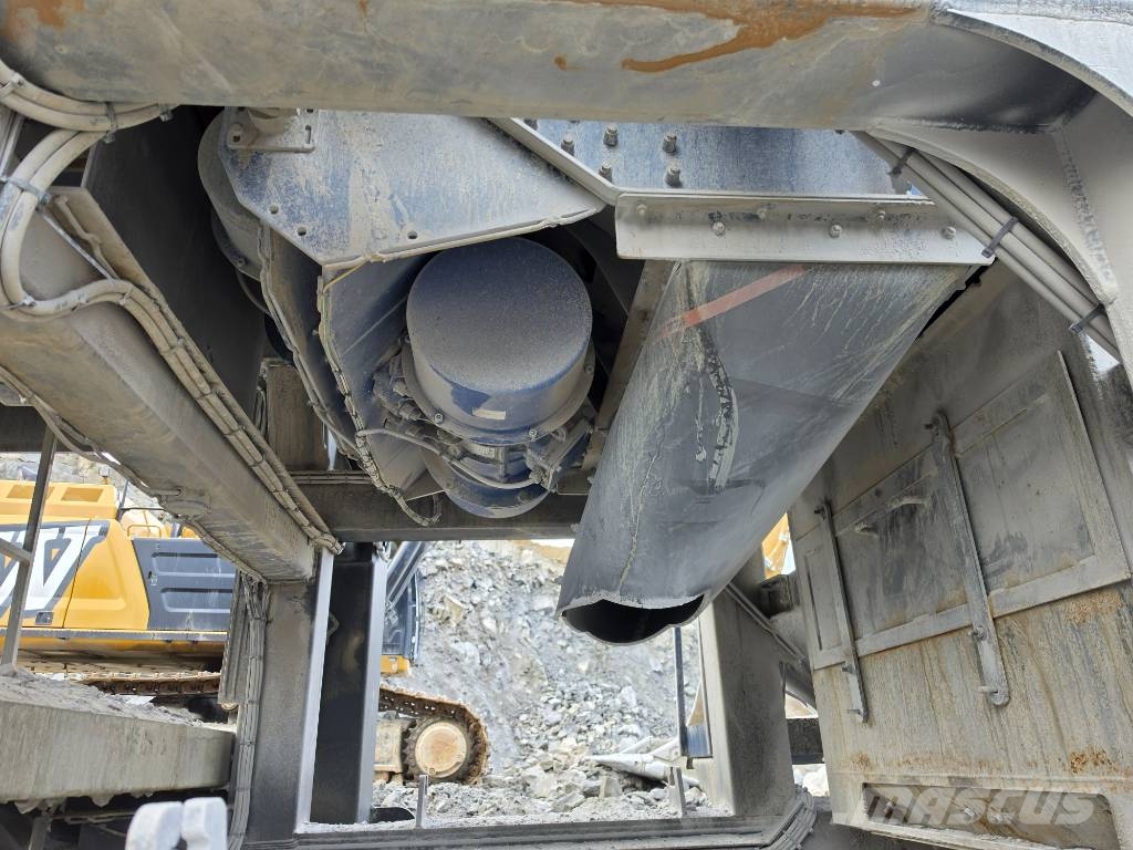 Metso 120-330 Iseliikuvad purustid