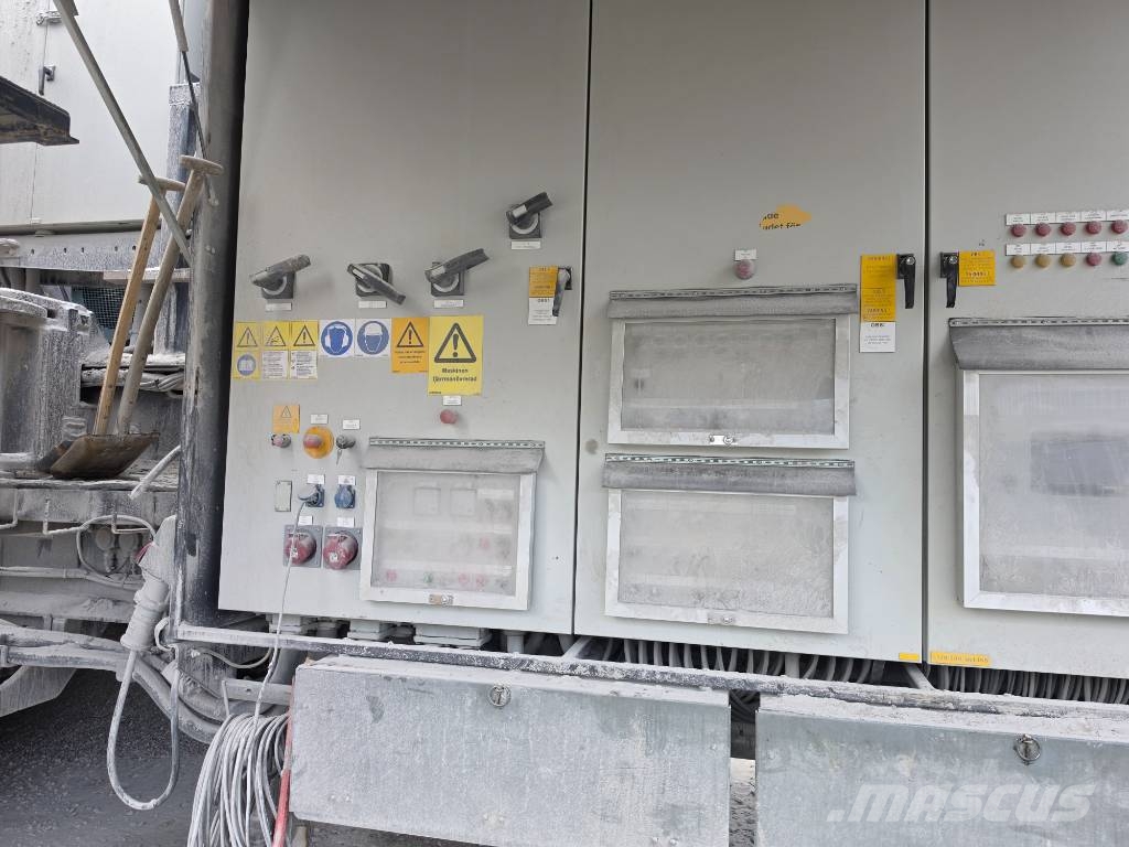 Metso 120-330 Iseliikuvad purustid