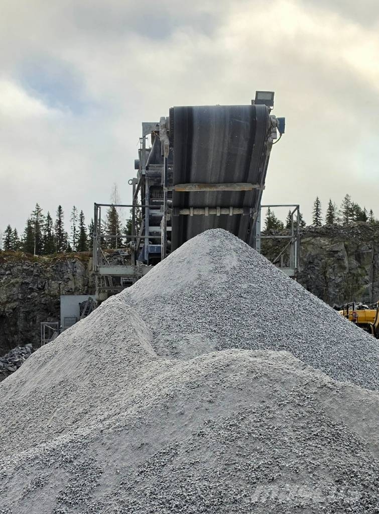 Metso 120-330 Iseliikuvad purustid