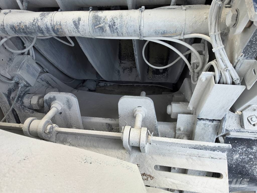 Metso 120-330 Iseliikuvad purustid
