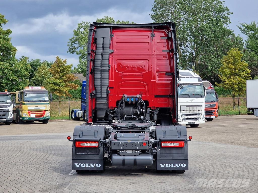 Volvo FH 13.500 Aero Globetrotter XL 4x2 - New - Full sp Çekiciler