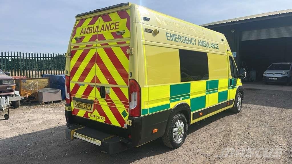 Fiat Ducato A&E Fiat Ducato A&E Ambulance with Stryker Ambulanze