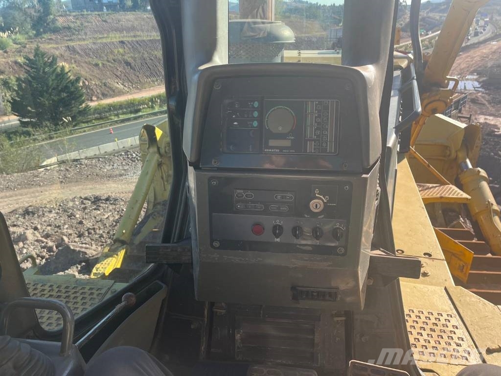 Komatsu D 475 A-3 Crawler dozers