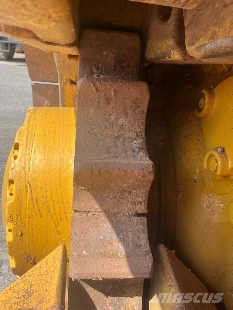 Komatsu D 475 A-3 Crawler dozers