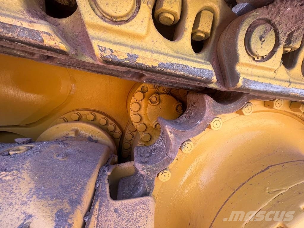 Komatsu D 475 A-3 Crawler dozers