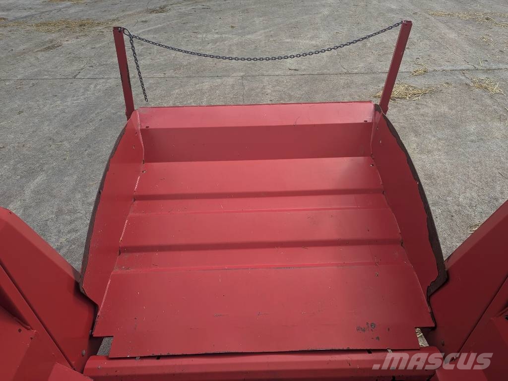 TEAGLE TOMAHAWK 8150 ミキサーフィーダー