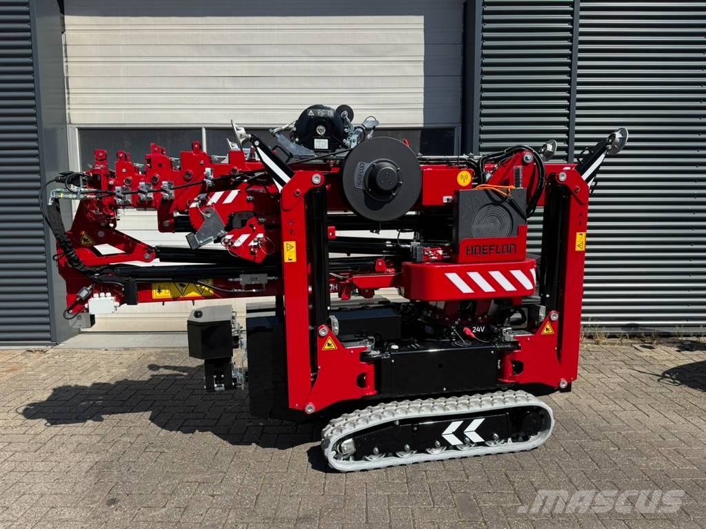 Hoeflon C6e Mini cranes