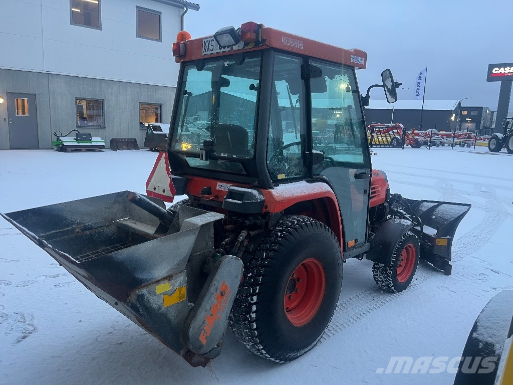 Kubota STV 36 Kompakttraktorid