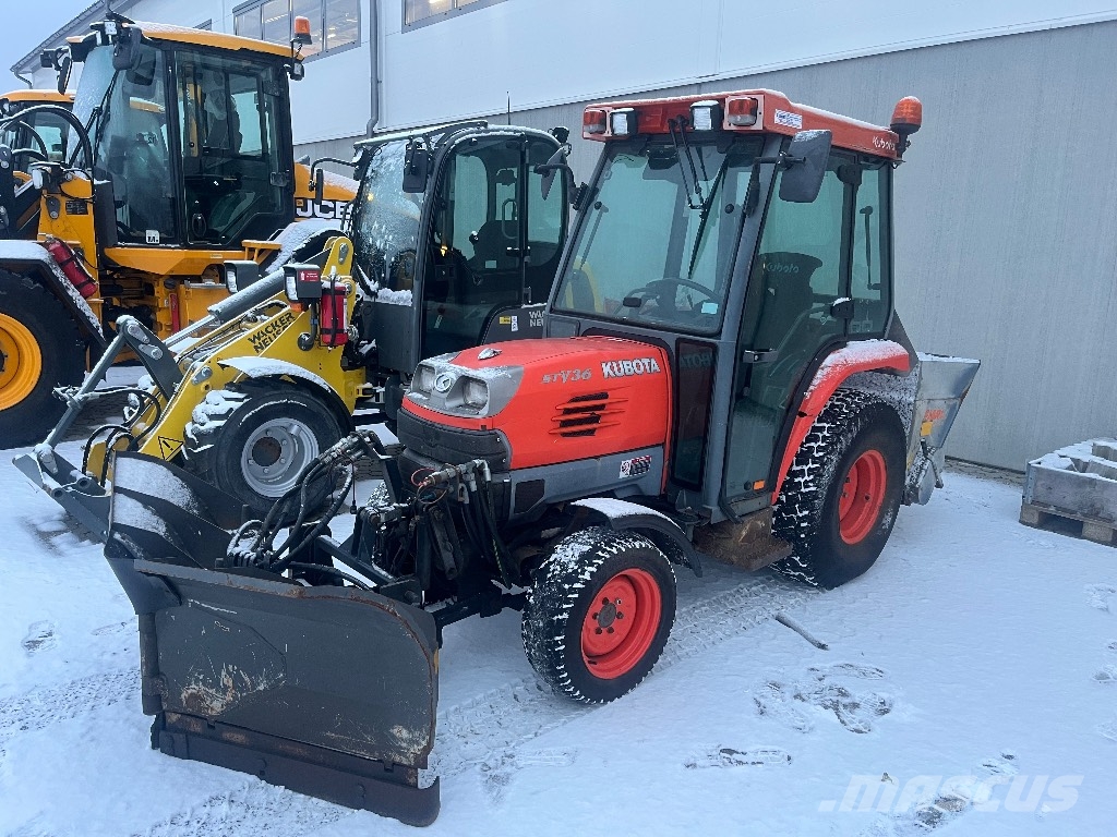 Kubota STV 36 Kompakttraktorid