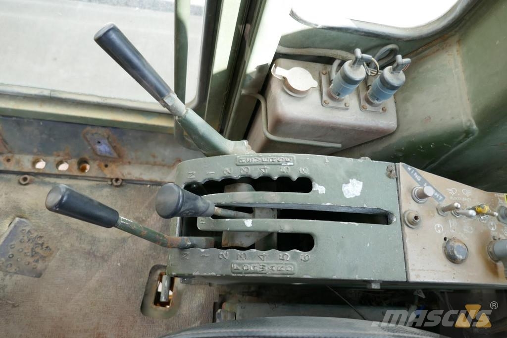 CAT 130G Ex-army Grederji