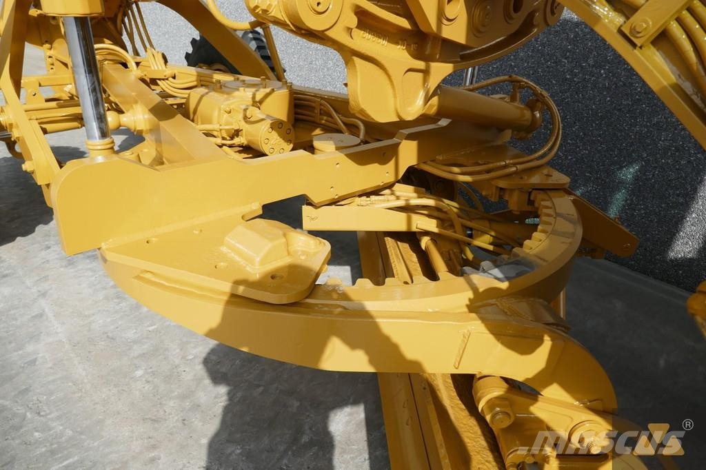 CAT 130G Ex-army Grederji