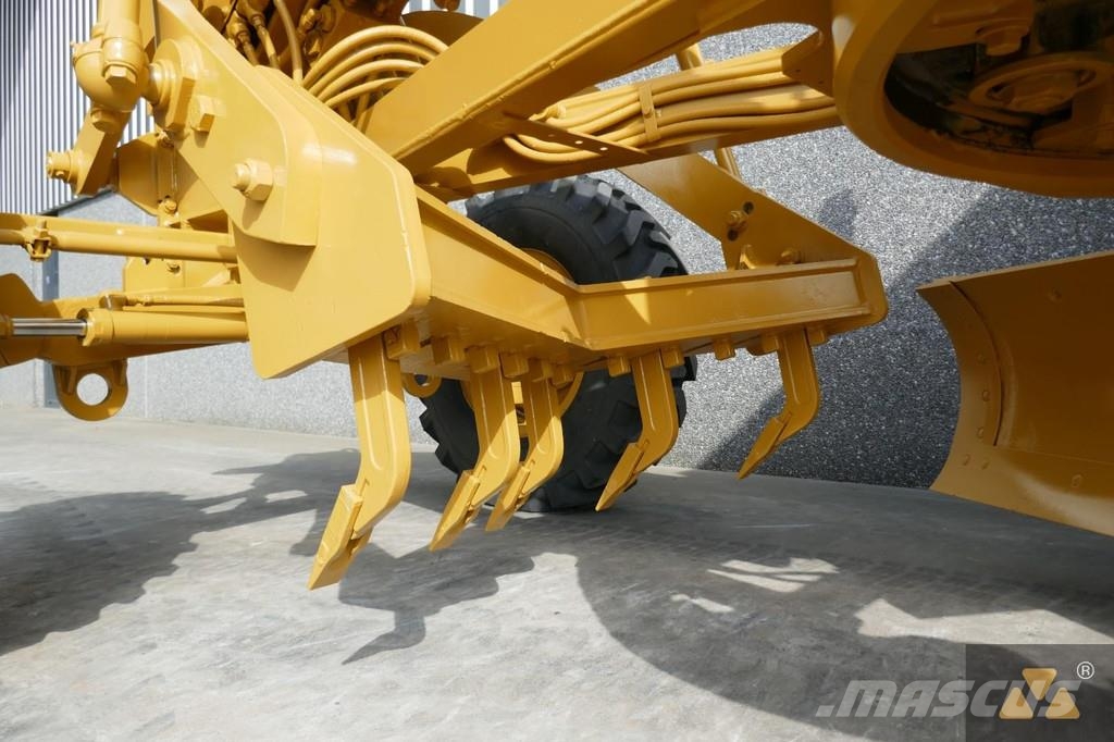 CAT 130G Ex-army Grederji