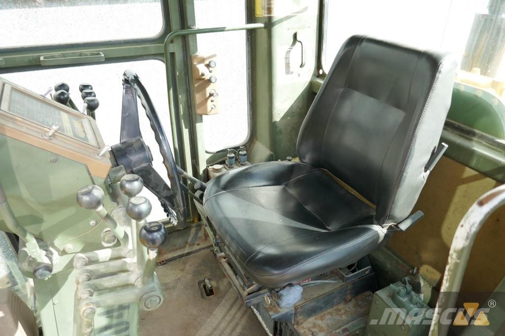 CAT 130G Ex-army Grederji
