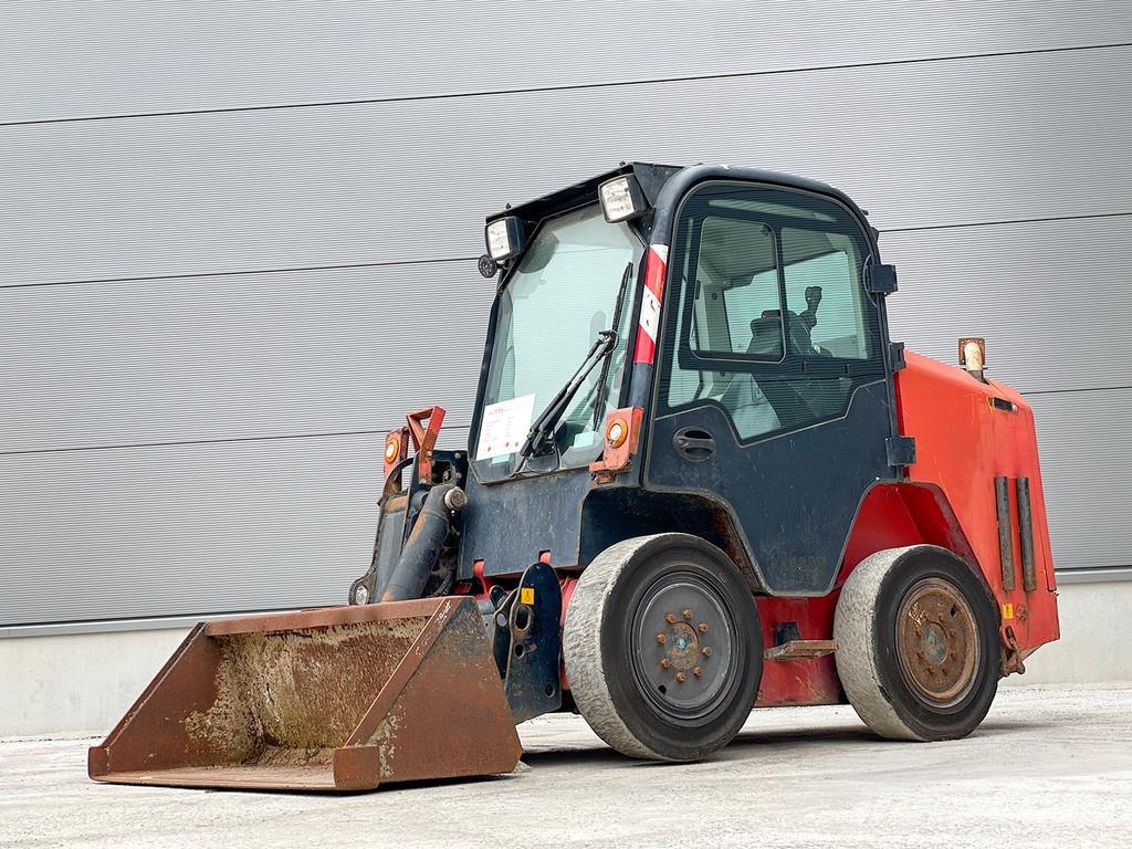 JCB R260 Arrastrador de troncos