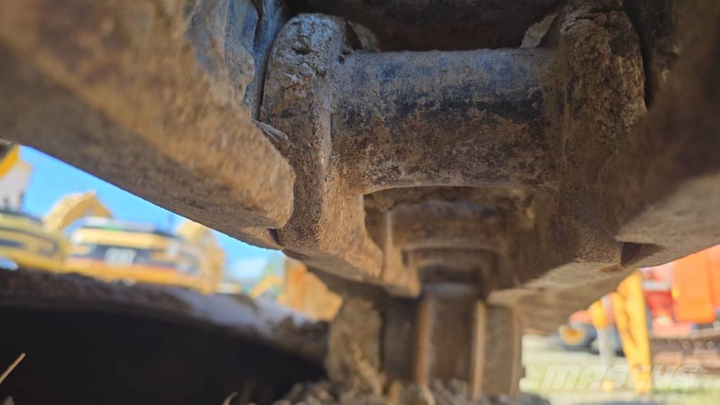 Komatsu PC 210 LC-7 Escavatori cingolati