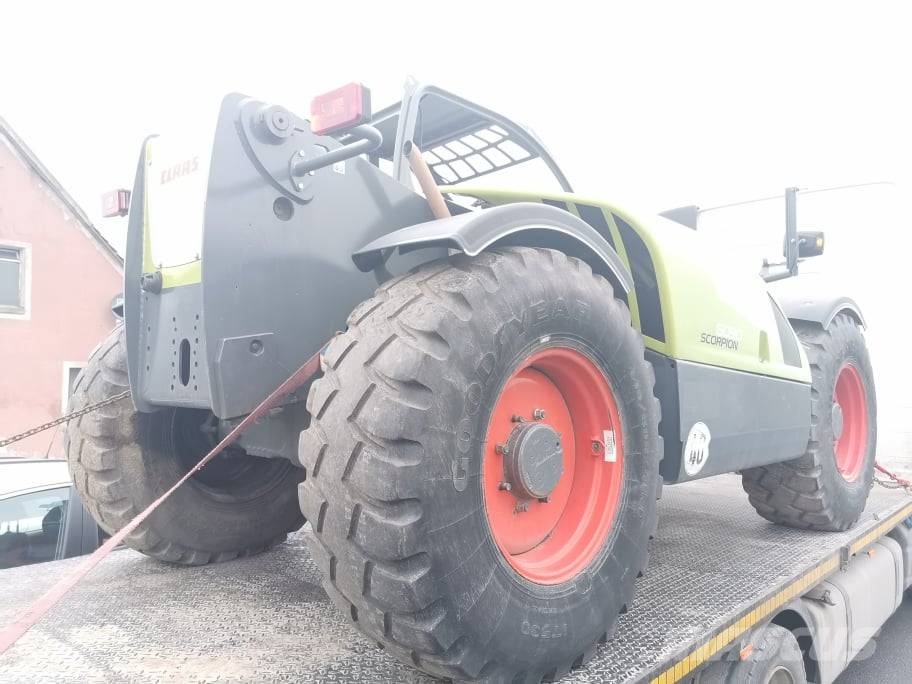 CLAAS Scorpion 6030 CP 2012r.Parts,Części لوادر بعجل