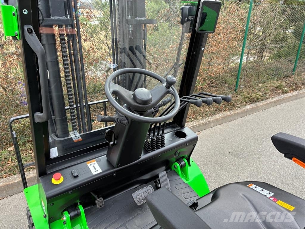 EP Equipment EFL352X5 Elektriskie autoiekrāvēji