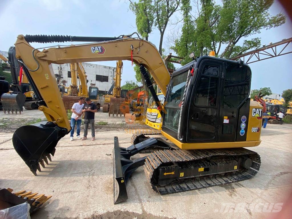 CAT 307 E Bagri goseničarji