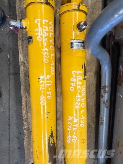 Volvo L 120 USED HYDRAULIC CYLINDER 油壓