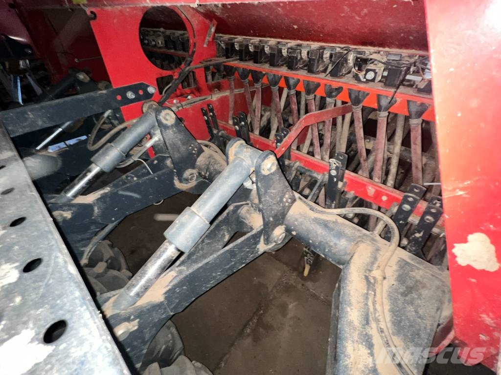 Tume Nova Combi 3000 Perforadoras combinadas