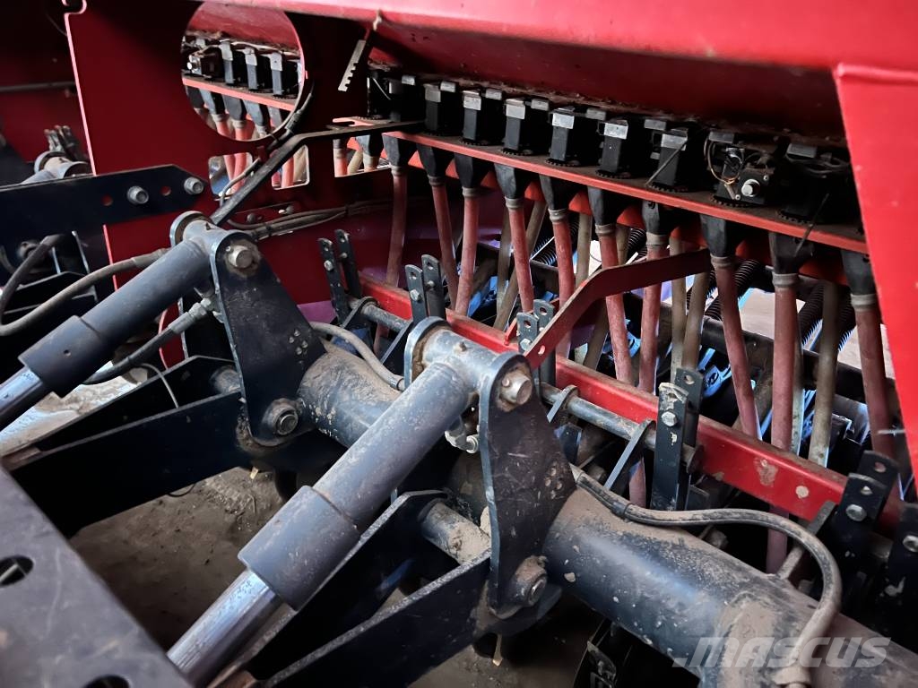 Tume Nova Combi 3000 Perforadoras combinadas