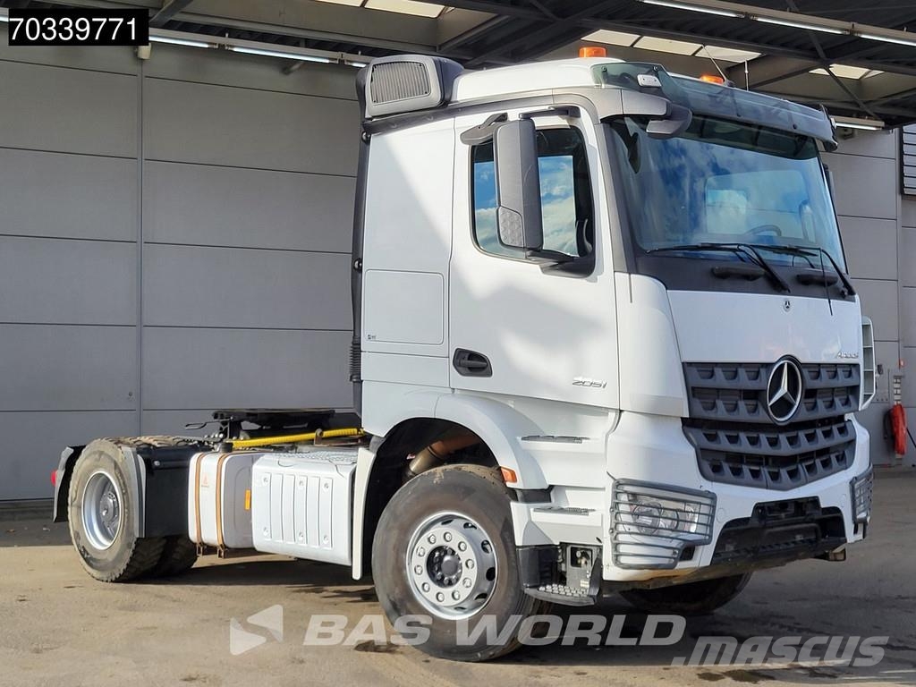 Mercedes-Benz Arocs 2051 4X2 ClassicSpace Retarder Hydraulic Big Vilcēji