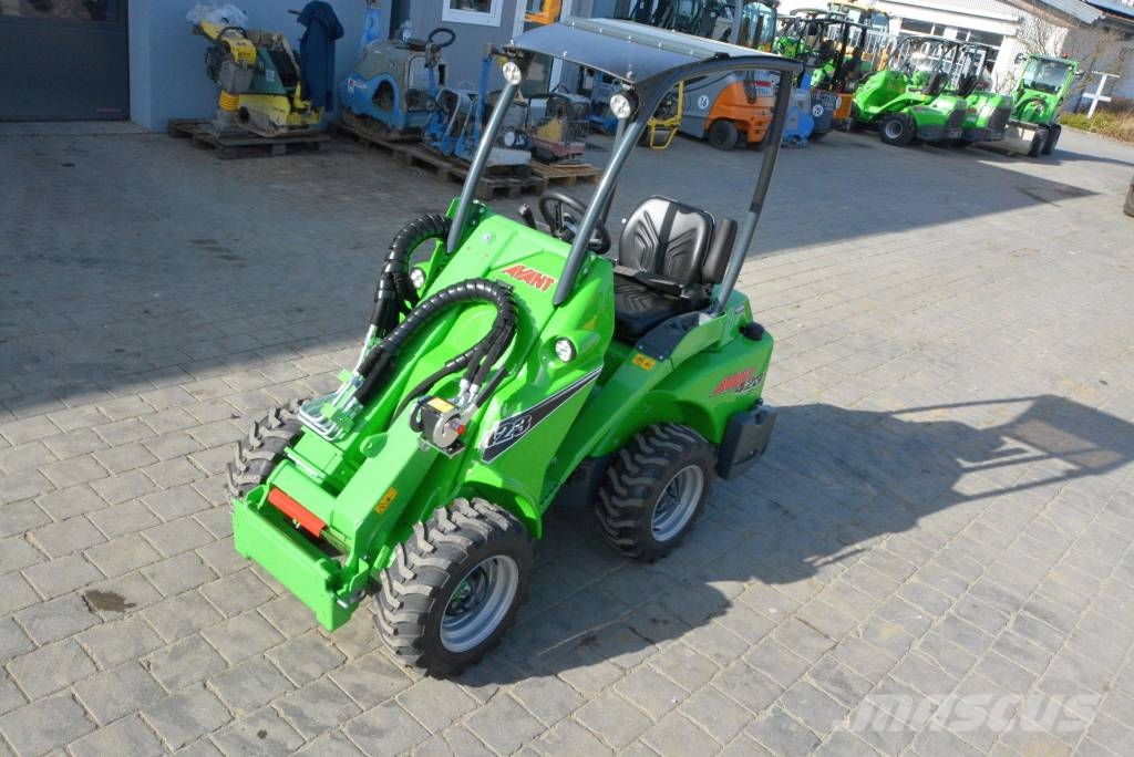 Avant 423 Mini nakladalci