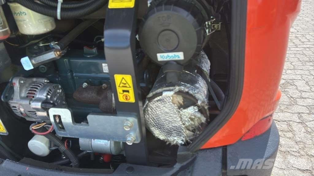 Kubota KX019-4 Мини-экскаваторы