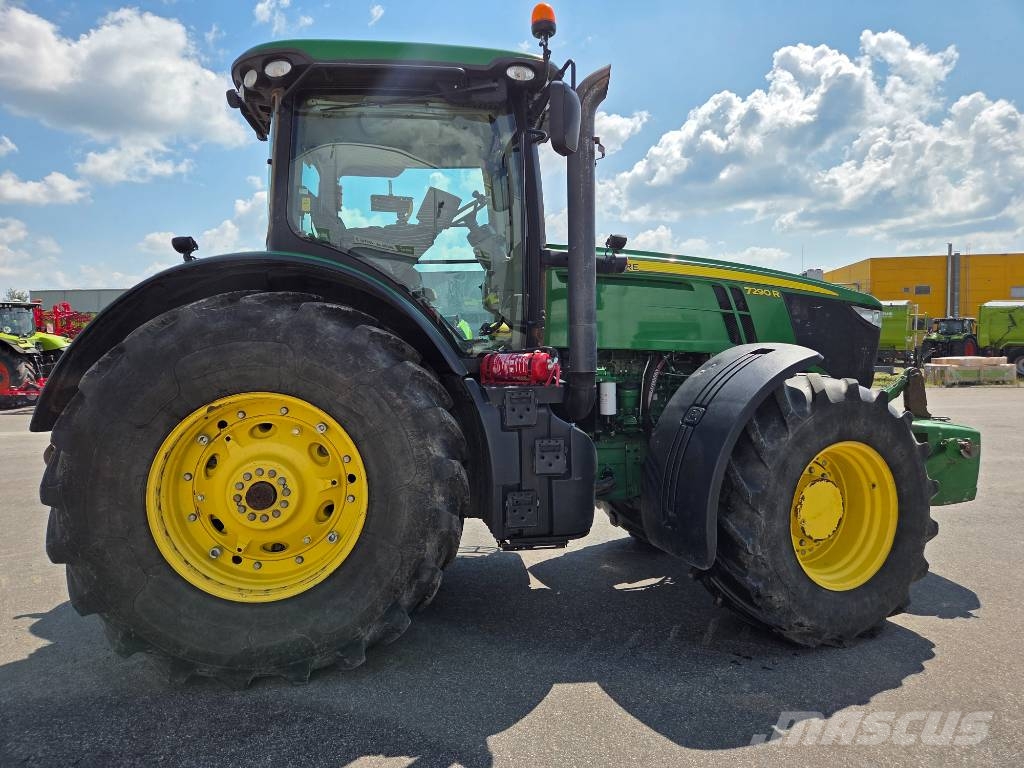 John Deere 7290 R الجرارات