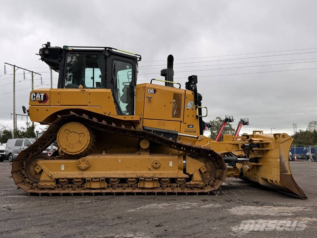 CAT D 6 LGP Buldooserid