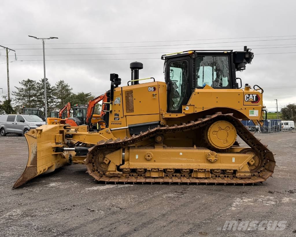 CAT D 6 LGP Buldooserid