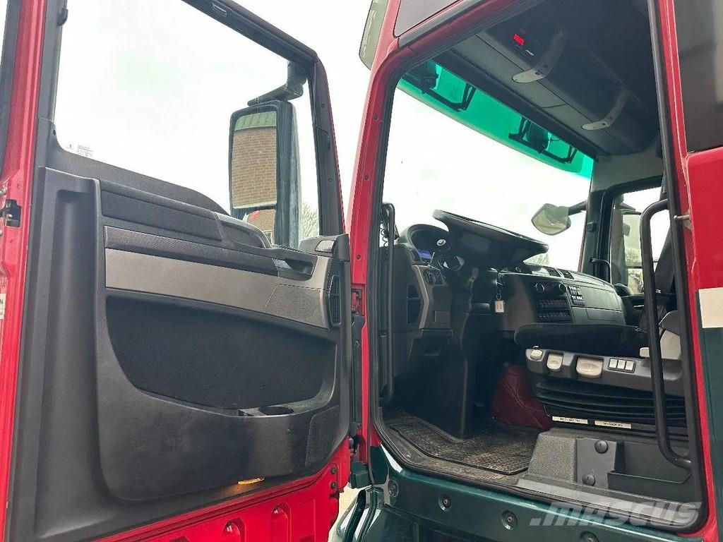 MAN TGX 33.560 6X4 EURO 6 - 113 TON - 290400 KM Ťahače