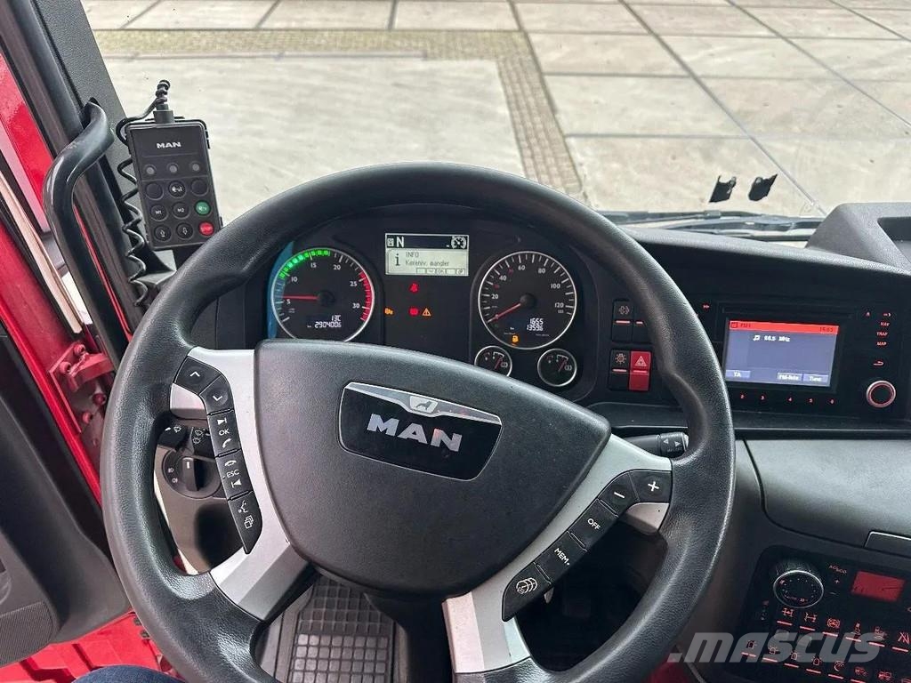 MAN TGX 33.560 6X4 EURO 6 - 113 TON - 290400 KM Ťahače